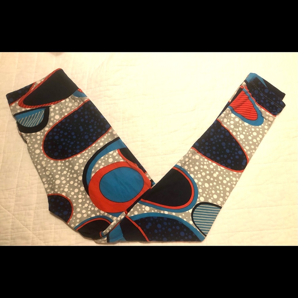 Lularoe OS Leggings NWOT